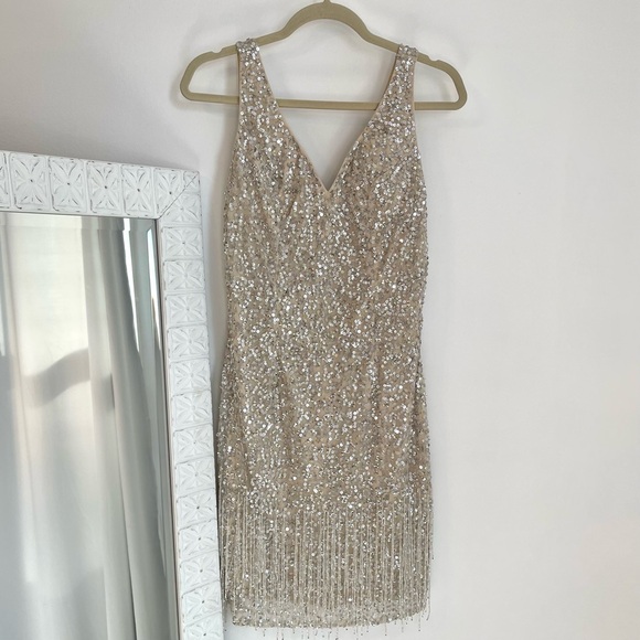 NWT Mac Duggal Silver Sequin Fringe Mini Dress - Picture 4 of 16